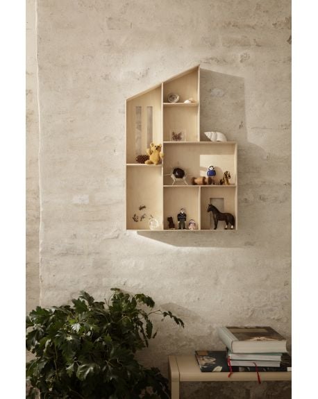 FERM LIVING KIDS - Maison de poupée en bois - Etagères