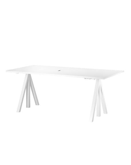 String Furniture - Bureaux Adjustables