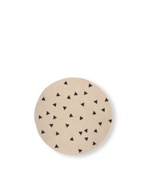 FERM LIVING - Tapis en jute - Triangle noir - Petit