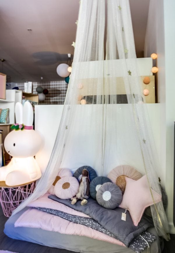Kids Love Design DIY - Reading nook